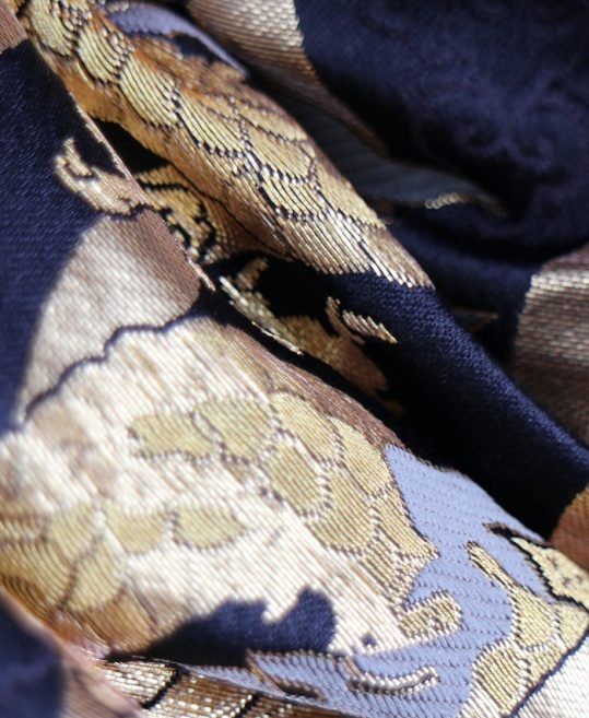 男性用袴単品レンタル(成人式・結婚式・卒業式)黒・金グレーの龍と立涌[身長190cm]No.663